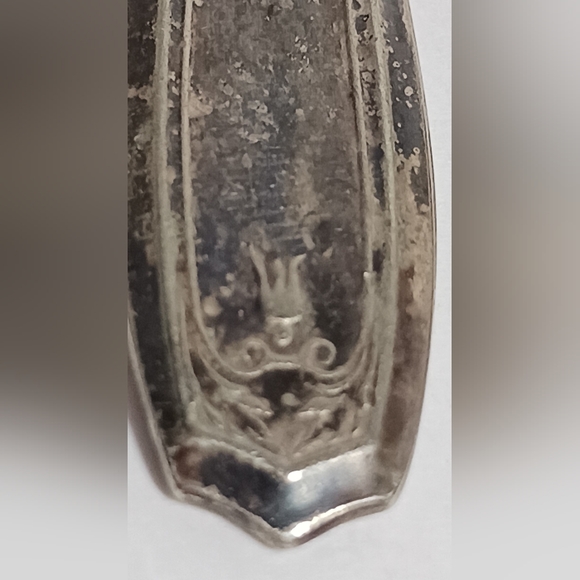 Antique Silver Plate Floral Ornate Paddle Blade Butter Spreader, signed - Picture 4 of 4